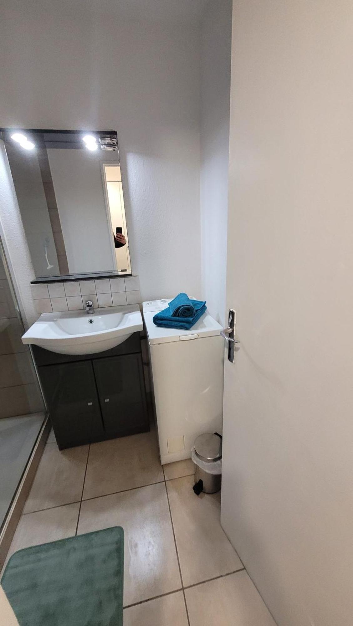 Grand Studio Confortable Jusqu'A 4 Personnes Динь-ле-Бен Экстерьер фото